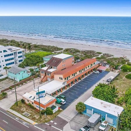 Anthony'S On The Beach Motel Cocoa Beach Bagian luar foto