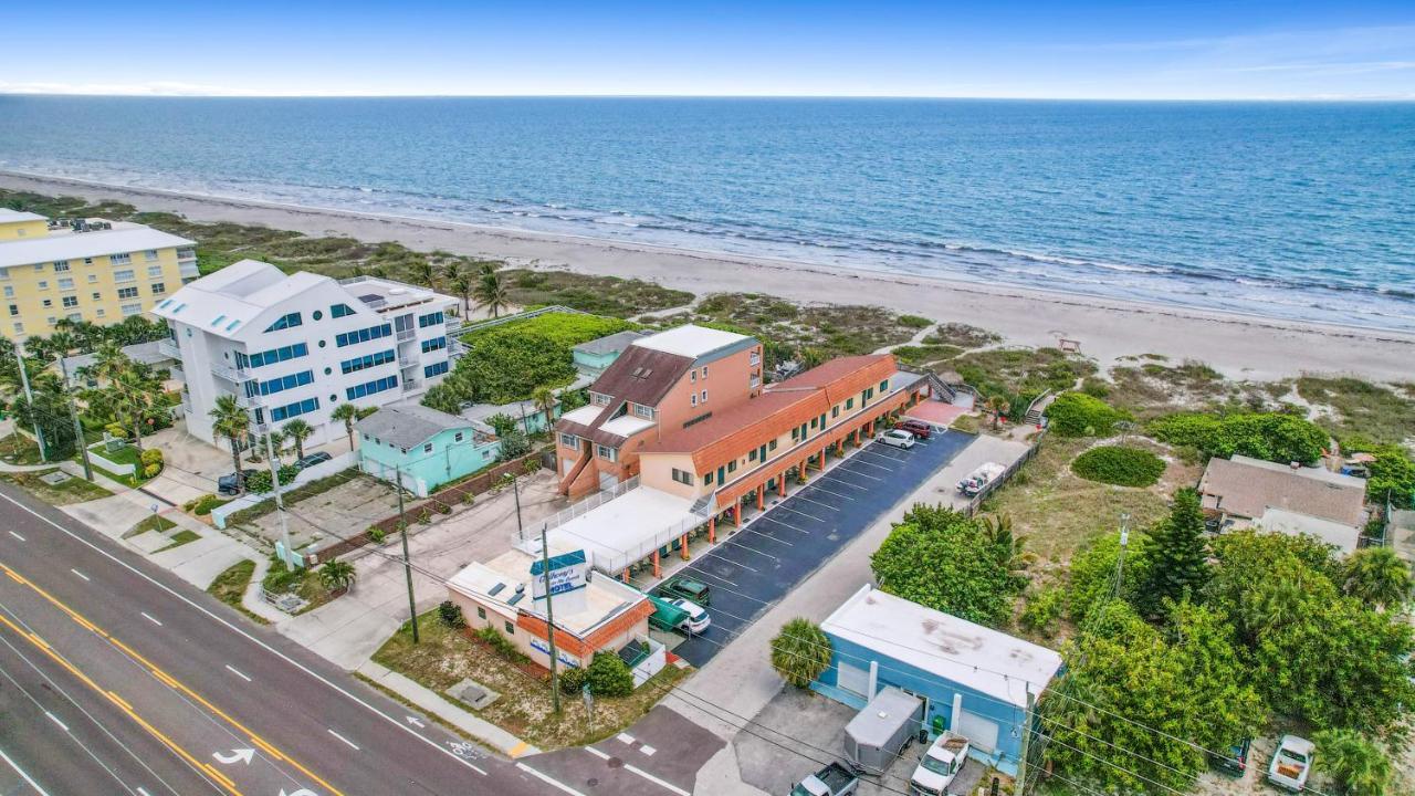 Anthony'S On The Beach Motel Cocoa Beach Bagian luar foto