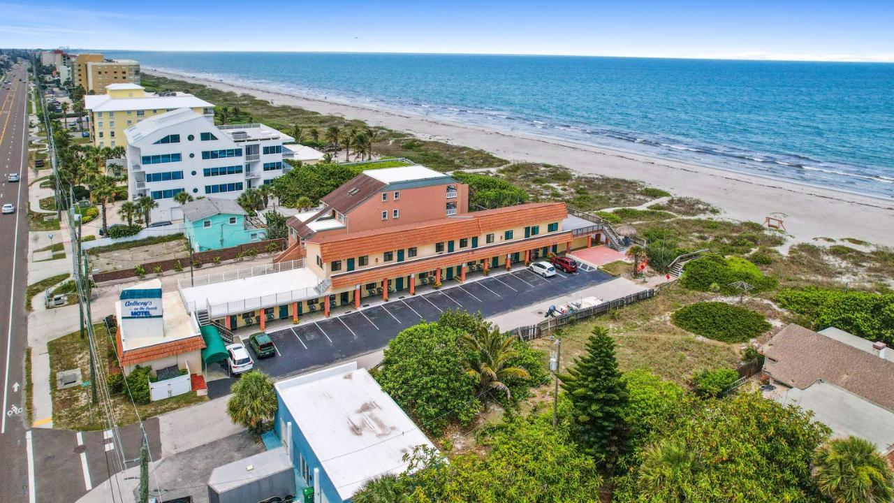 Anthony'S On The Beach Motel Cocoa Beach Bagian luar foto